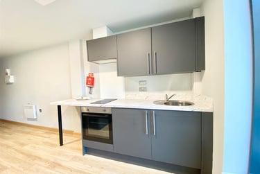 1 bed studio, 21 Heathcoat Street, Hockley, Nottingham, NG13AF - Image 3